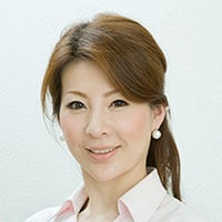 医学博士　小林暁子先生