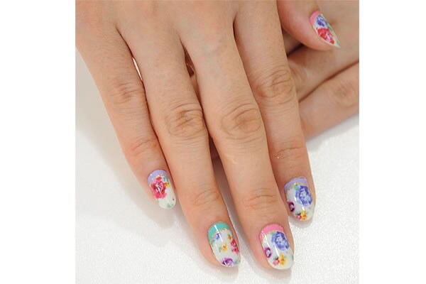 ネイルシール使用例