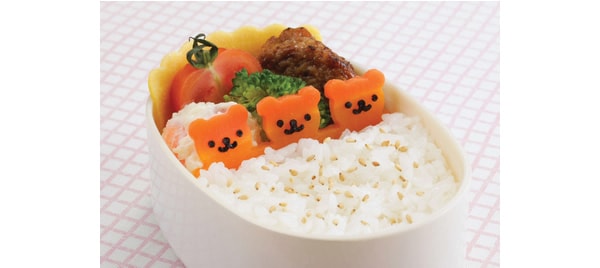 くまが3匹ならんだバラン