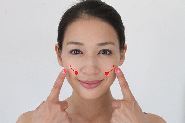 簡単に出来る笑顔を作るエクササイズ!