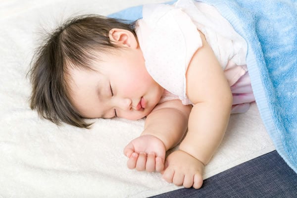 赤ちゃんをぐっすり寝かす方法