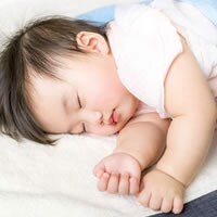 赤ちゃんのお昼寝って何回すればいいの？