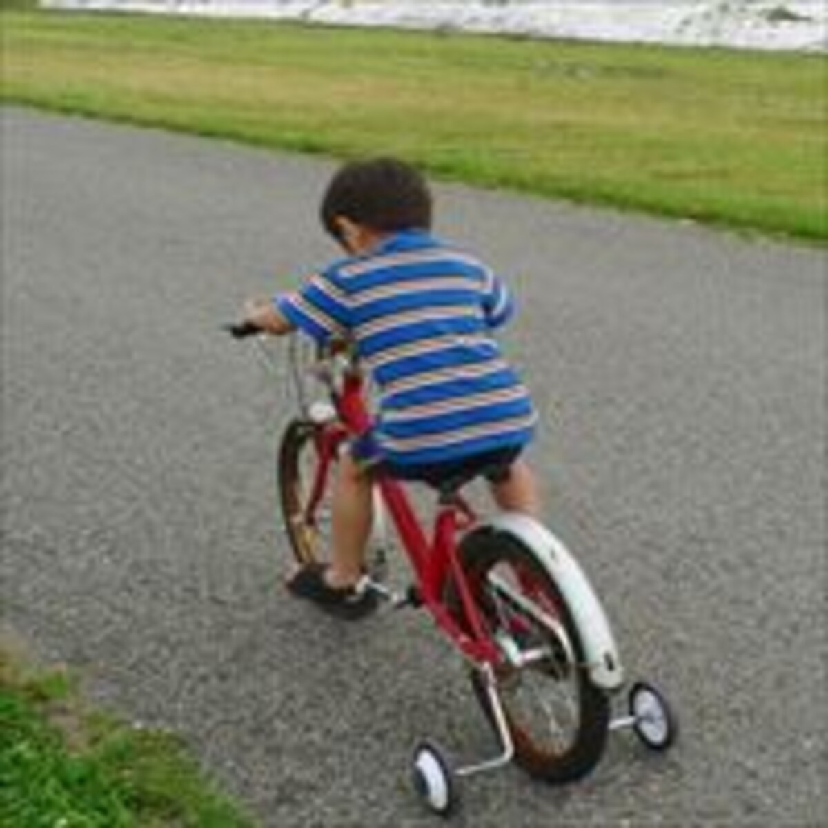 夫婦仲が悪いと子どもがニートに!?