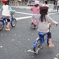 神宮外苑でプロが教える自転車教室