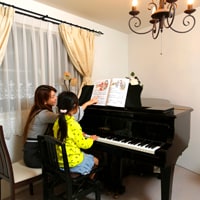 なぜ、我が子にピアノを習わせるの？