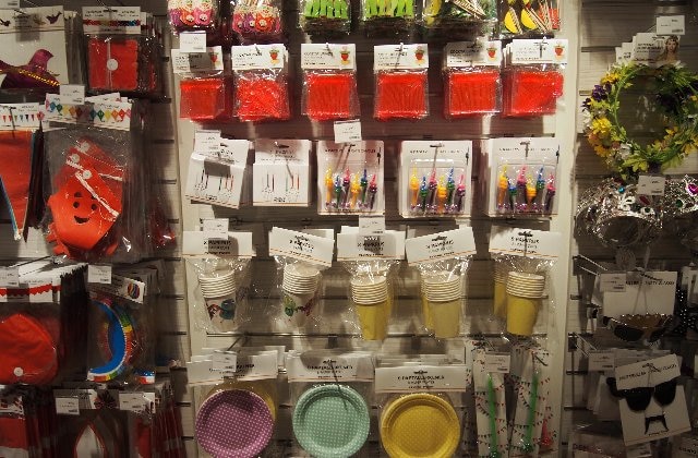 「フライング タイガー」で雑貨選び