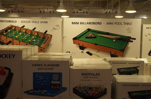 「フライング タイガー」で雑貨選び