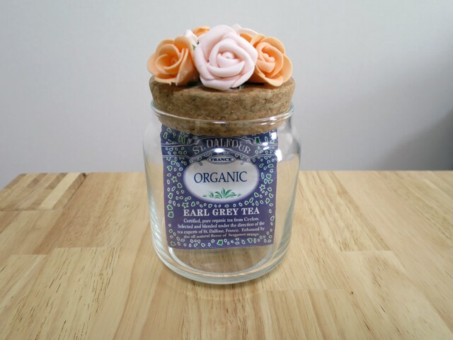 グルーガンで100円ショップDIYのデコテクニック