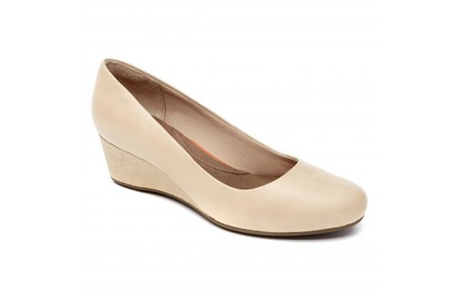 ROCKPORT/トータルモーション 45mm ミッドウェッジ プレーン パンプス