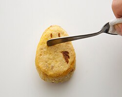 レシピ | 卵で包まない!オムライス風ヒヨコおにぎり