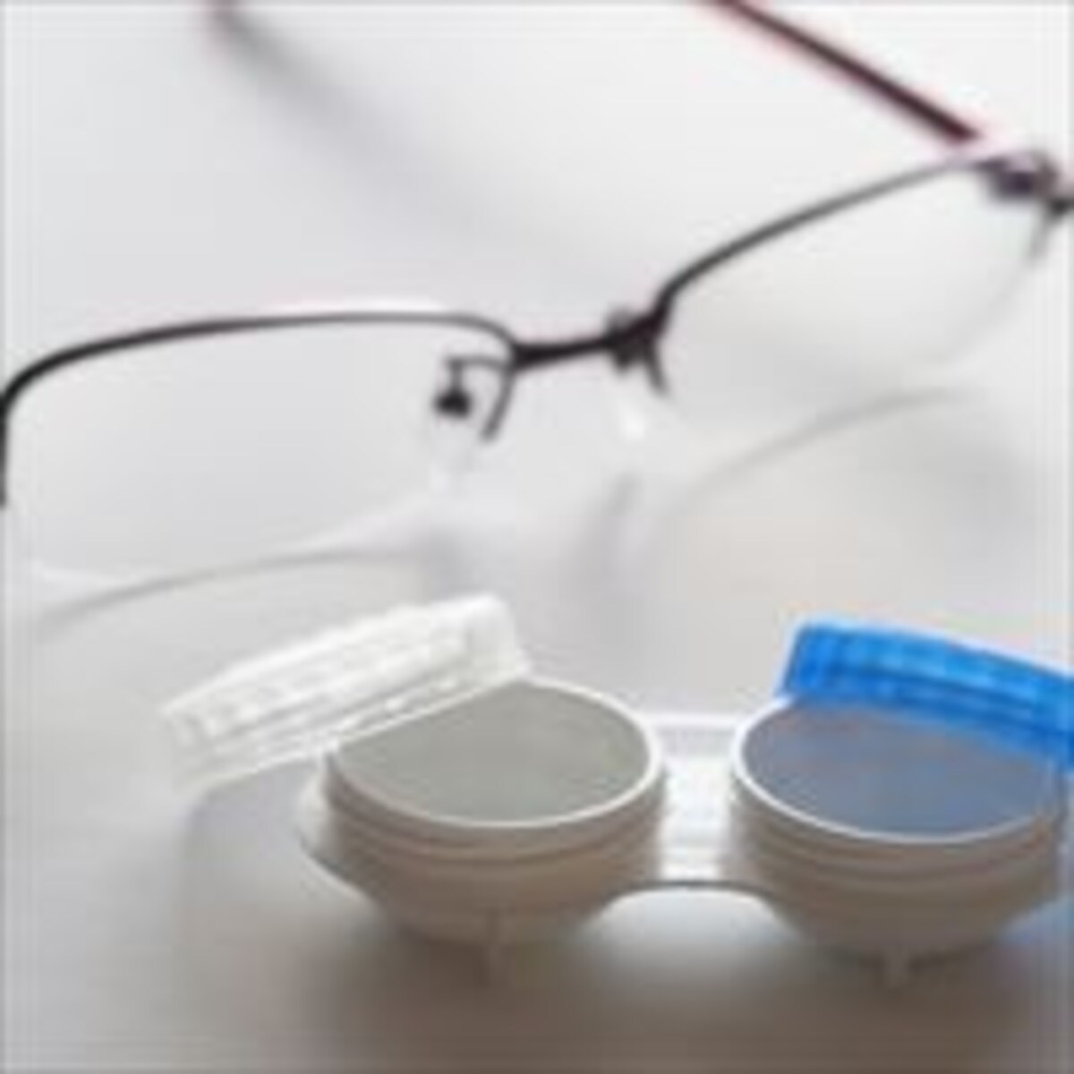 子に眼鏡やコンタクトを作る正しい時期