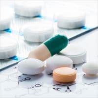 【医師に聞いた】白髪の薬がない理由と今後の最新医療の可能性は？