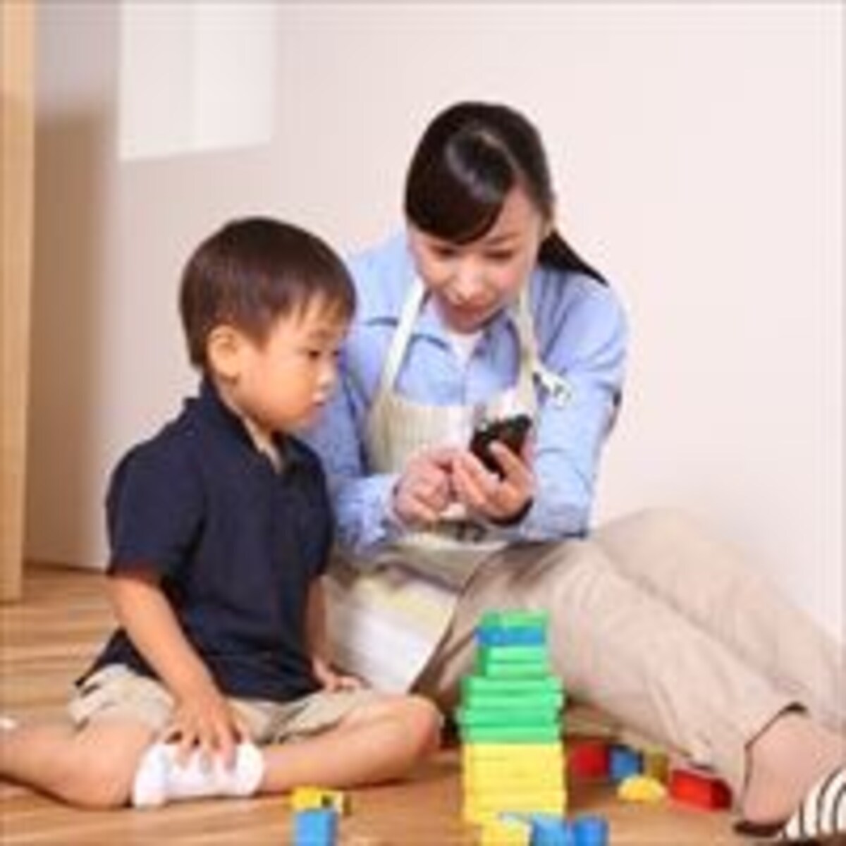 離婚後、別れた夫と連絡はとるべき？