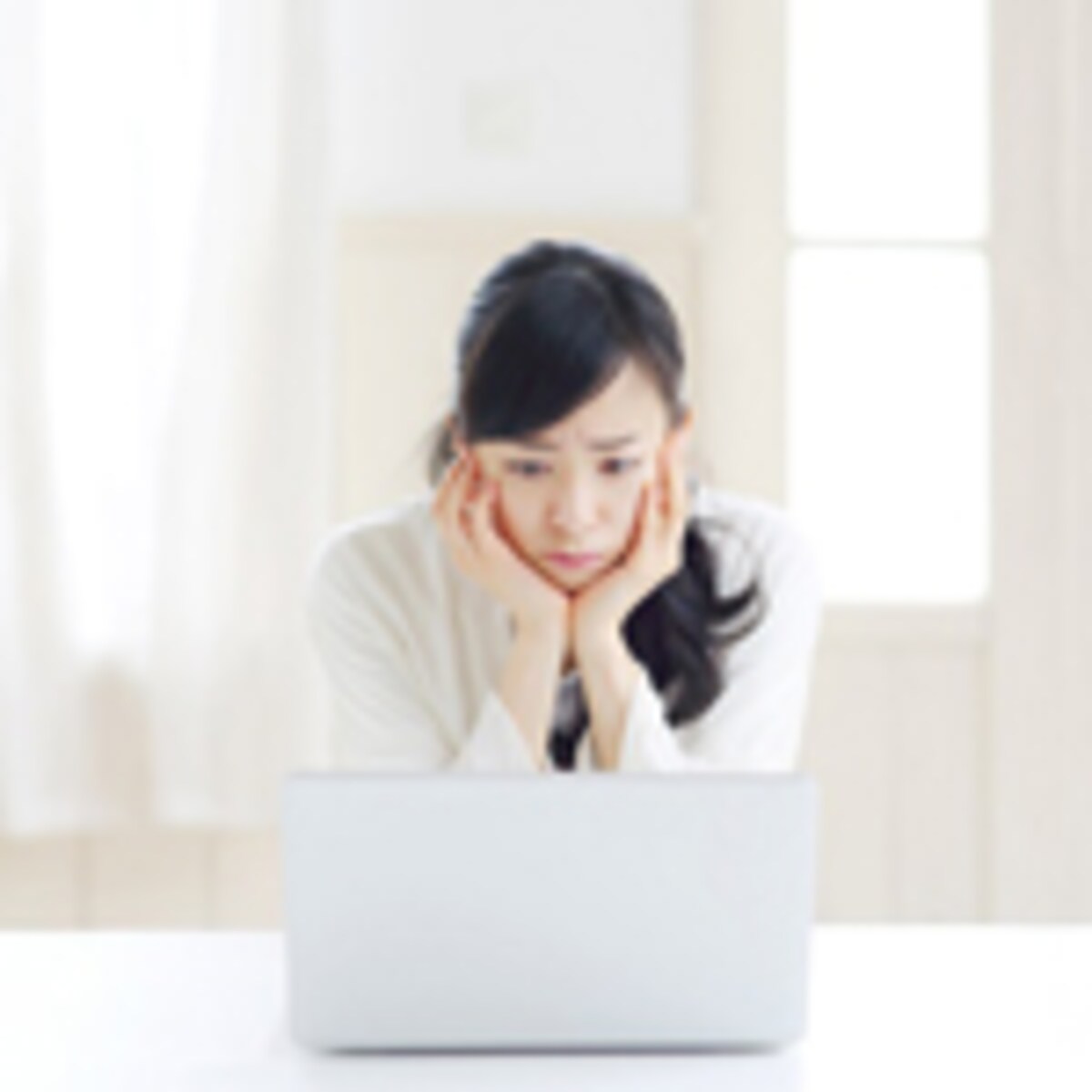 ママ友からのネット攻撃、5％が標的に