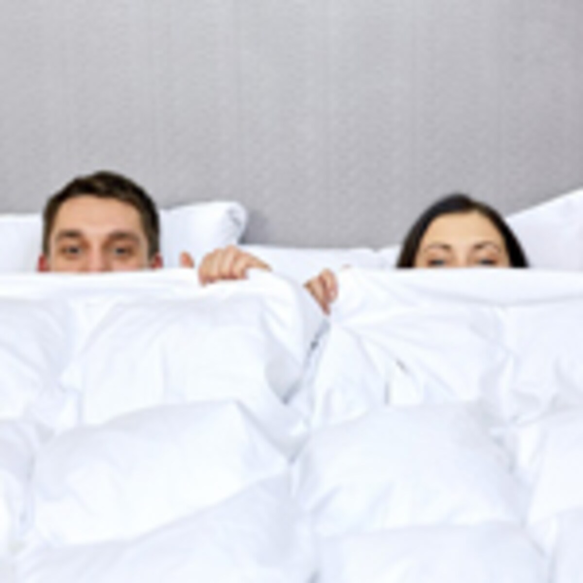 夜の営み、子どもの目撃経験は約1割