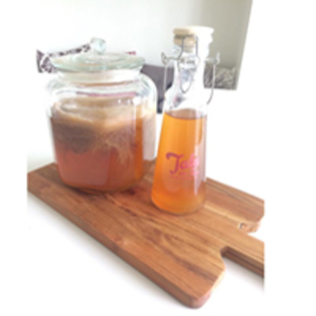 自宅で簡単！コンブチャのつくり方