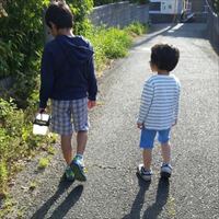 きょうだいゲンカ、親が止めるのはどこから？