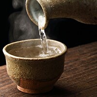 ウマい熱酒のつくり方&簡単つまみレシピ