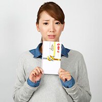 結婚式シーズンに思う。披露宴・2次会のご祝儀相場は