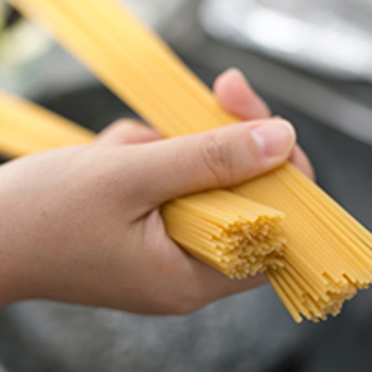 モチモチ触感！水つけパスタがママに人気！