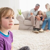 「きょうだいが憎い！　カインコンプレックスを生みやすい環境と親の言動」