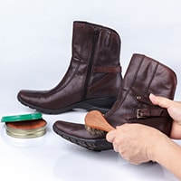 冬用の靴がカビだらけ!種類別の掃除方法