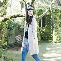 2月8日 リネンコートをさらりと羽織って、子どもと公園へ