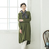 2月11日　家族で楽しむ休日は、小物が映えるシンプルワンピが気分♪