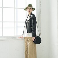 2月15日　ガーリー×ハードのMIXコーデで映画の試写会へ