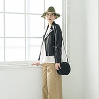 2月15日　ガーリー×ハードのMIXコーデで映画の試写会へ