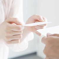 防犯効果も?ママ友交流に役立つ「ママ名刺」