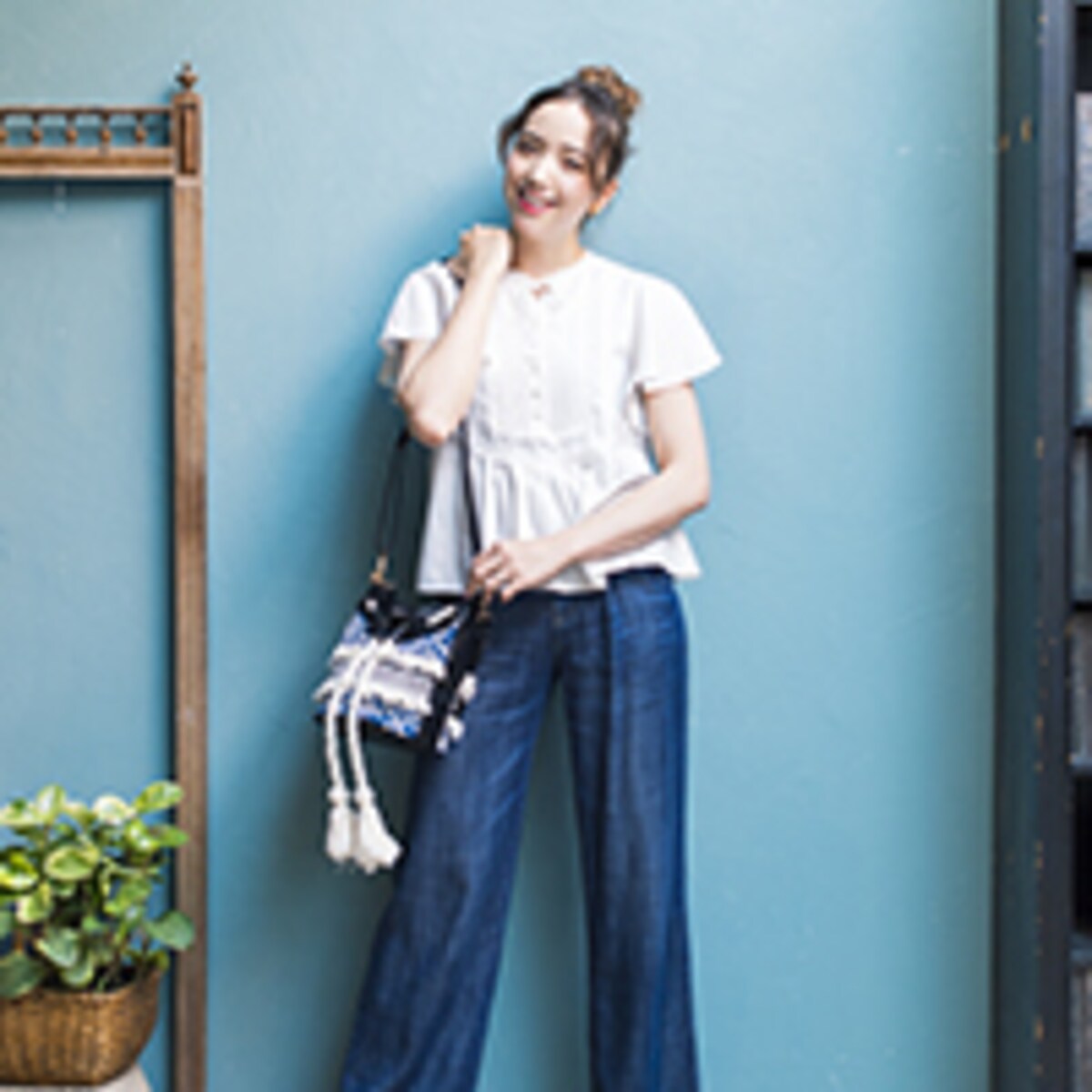 3月22日　定番の着こなしは、今年っぽいスパイスをプラスして