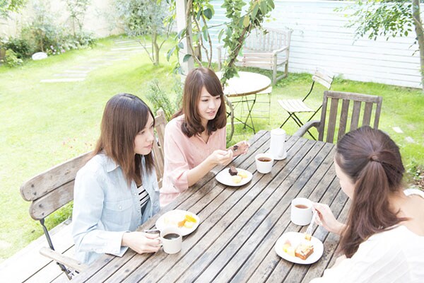 ママ友ばかり…ママになると友だちが減る？