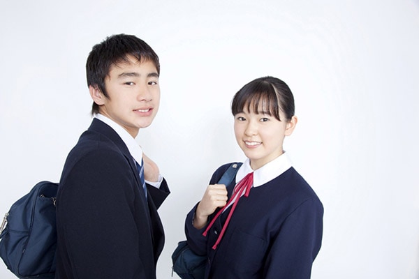 中学生の恋愛　パパ・ママの本音は？