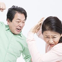 ママ友のDV被害に気づいたら…どう行動すべき？