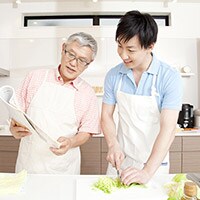 夫婦の幸福度、キーワードは『クックパパ』？