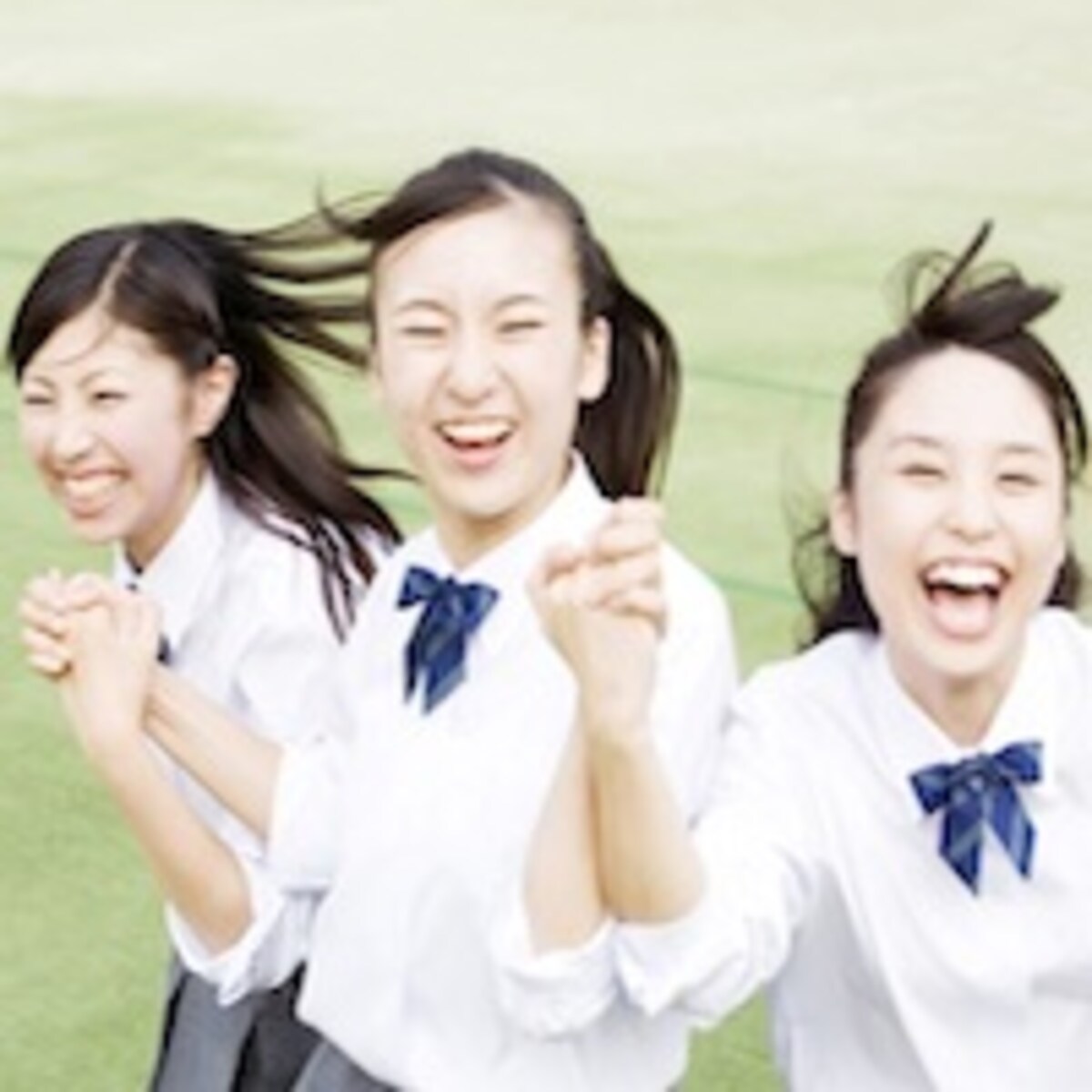 歯磨き粉で洗顔？間違いだらけのニキビ対策「JK緊急座談会」