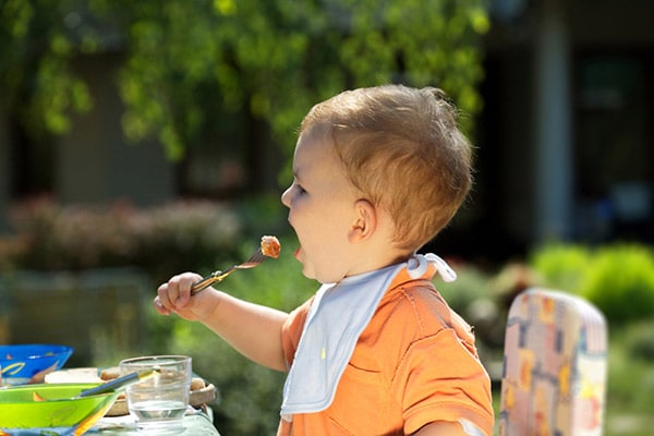 インドはカレー?海外の離乳食事情とは