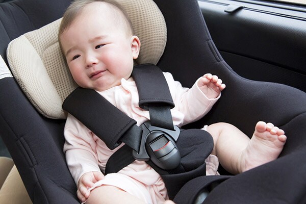 安全性皆無!?チャイルドシートの未承認品が流通