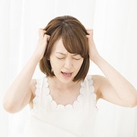 産後脱毛は薬で治せない!? 対処法はある?