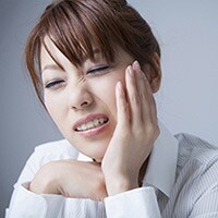 妊娠中はリスク3倍!?　山田ローラを襲ったベル麻痺とは