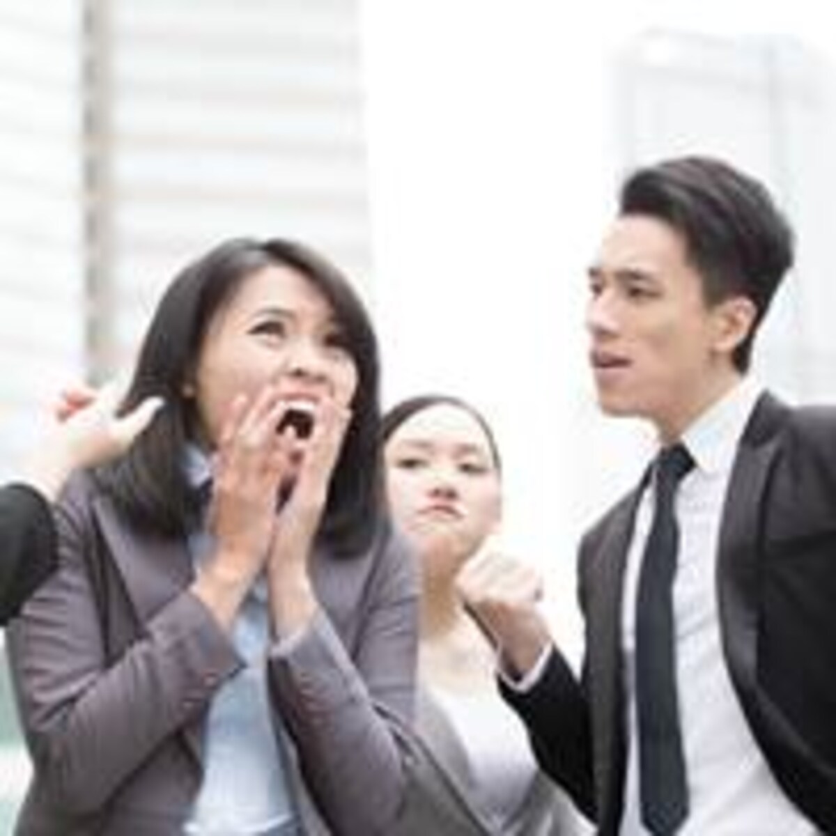 【心理カウンセラー監修】職場でいじめられやすい大人の特徴とは？