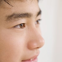 流行りのVR、13歳未満が使用すると斜視になる可能性があるって本当？