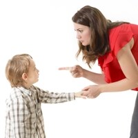 知らぬ間に子を追い込む“子育てのダブルバインド”って何?