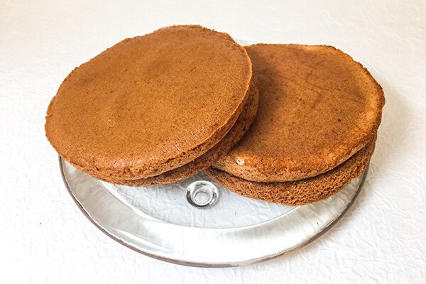 ローソンから低カロリー低糖質のパンケーキ新発売!コレはうまい