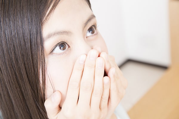 しゃっくりを100回すると死ぬは嘘 しかし何日も続く場合は要注意!?