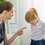 子どもに脅し文句を使ってしまう…なぜダメ？