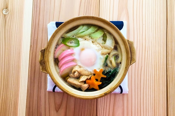 おじいさんの鍋焼きうどん完成!