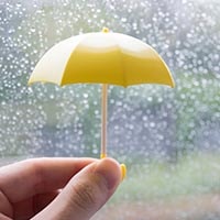 【大進化】自動開閉、ナノテク撥水etc.コンビニ傘がコスパ優秀すぎる!