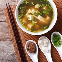 流行ってます！家で味噌玉を作って職場や学校ランチであったか味噌汁